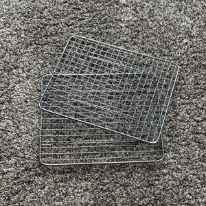 Set of Two Silver Cooling Racks 8x10